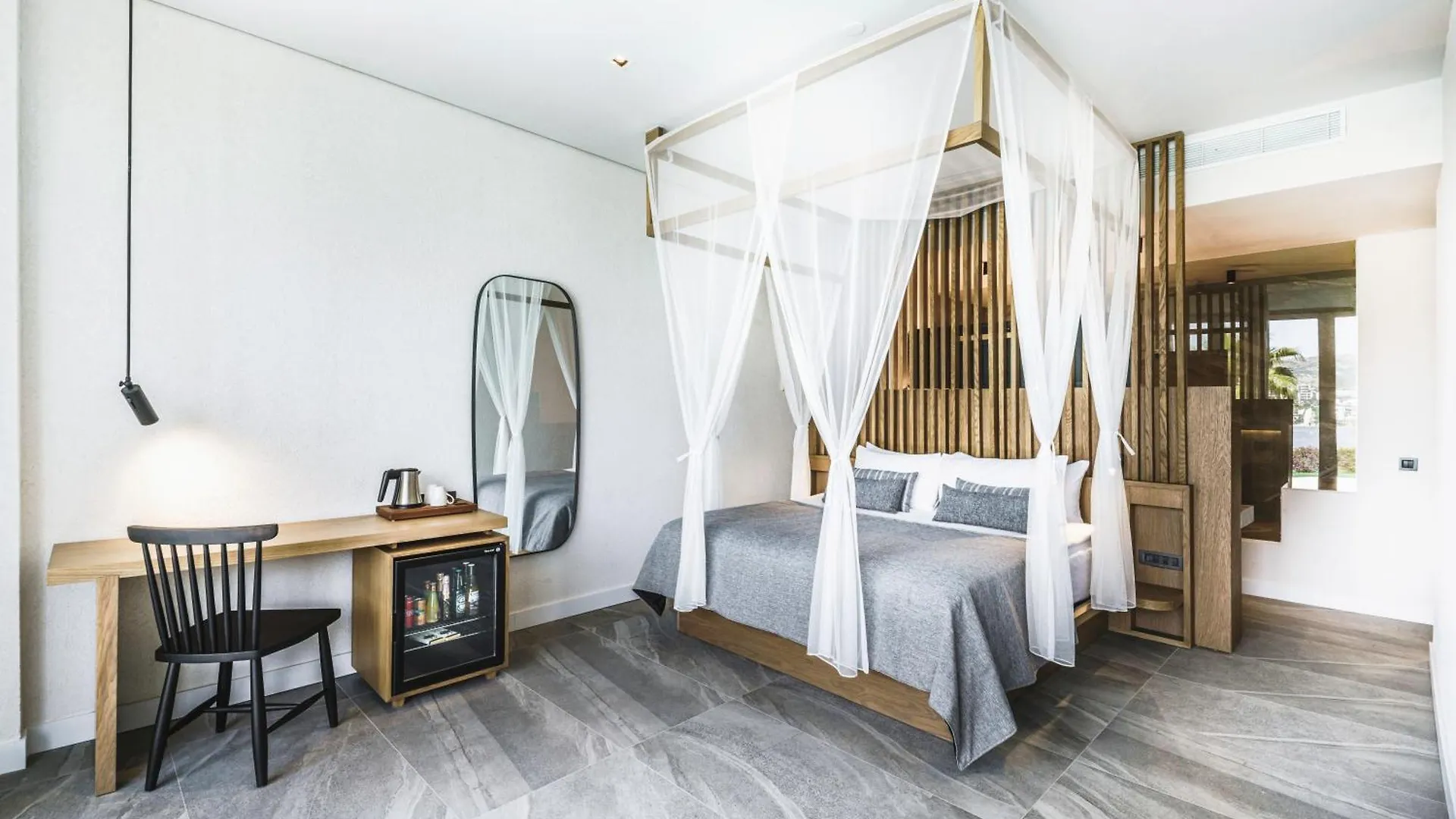 Cape Bodrum Luxury Hotel & Beach غوندوغان