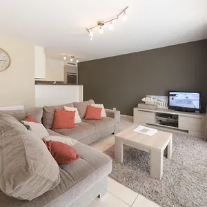https://apartment-residentie-irena.hotelsghent.com