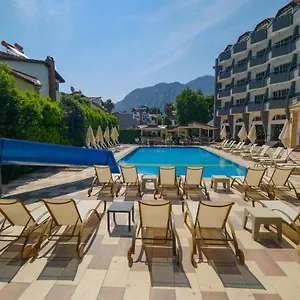 Club Selen İçmeler