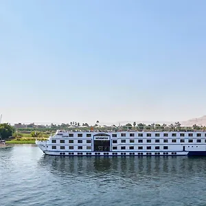 https://movenpick-royal-louts-monday-four-nights-luxor-friday.hotels-luxor-egypt.com