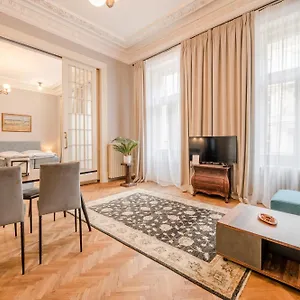 buradan rezervasyon yapın