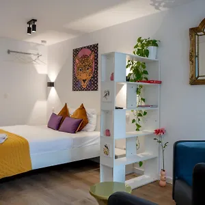 https://miniloft-pelgrim.hotelsantwerp.net