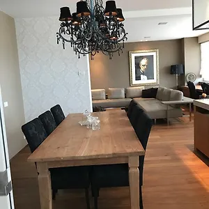 https://long-beach-ii.hotelsghent.com