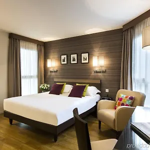 Апарт-отель Citadines Republique ***