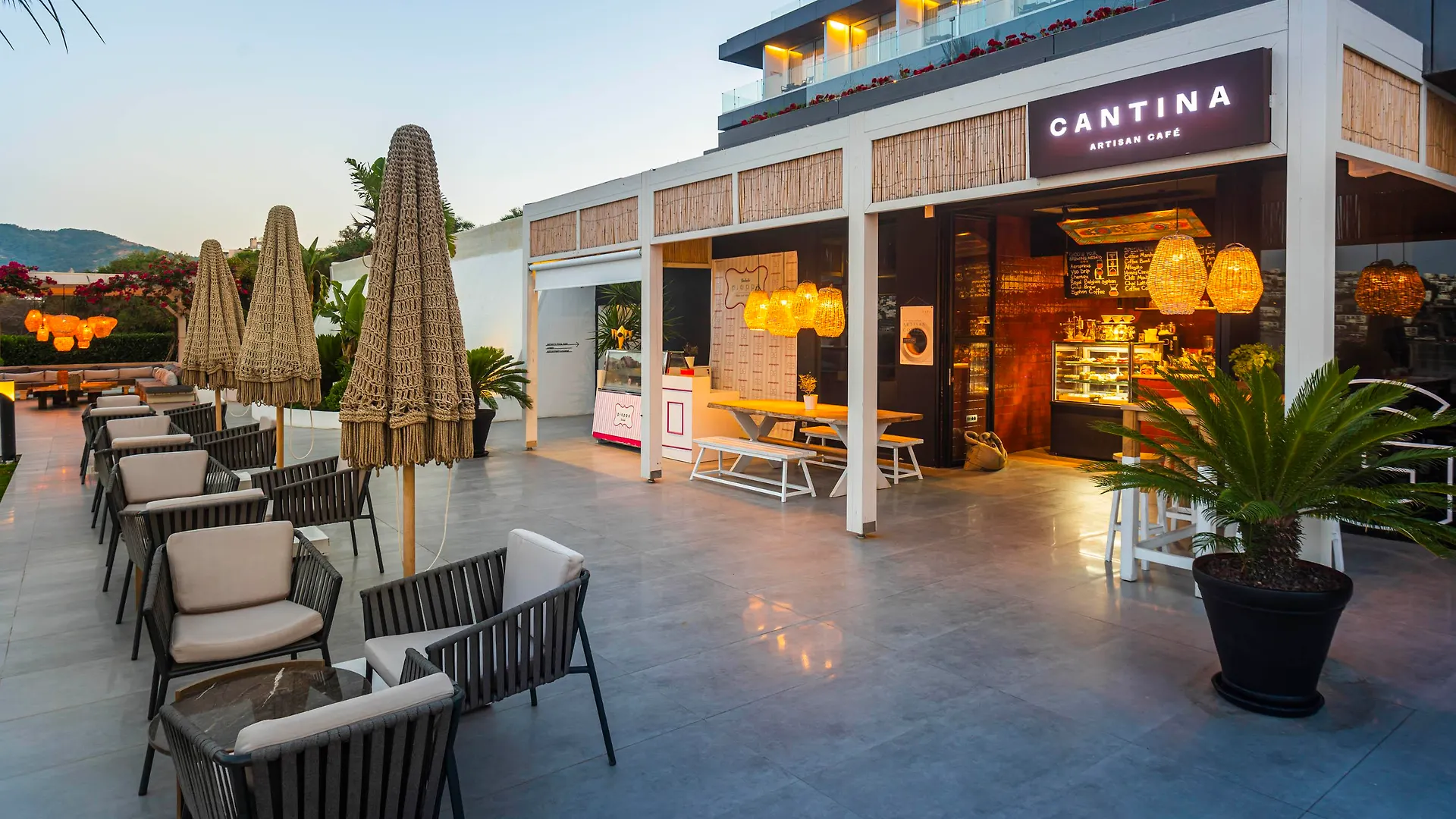 Cape Bodrum Luxury Hotel & Beach Gundogan